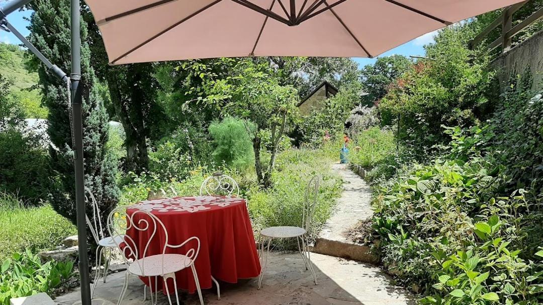 Le Moulin Des Cavaliers Bed & Breakfast La Rouquette Exterior photo