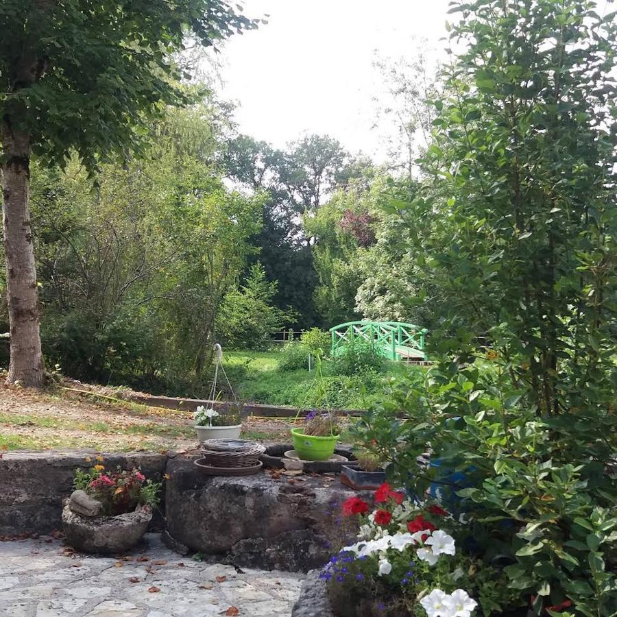 Le Moulin Des Cavaliers Bed & Breakfast La Rouquette Exterior photo